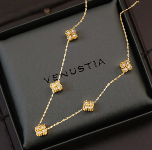 COLLIER "FLEUR D’OR"